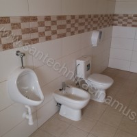 Naujai įrengtas vonios kambarys